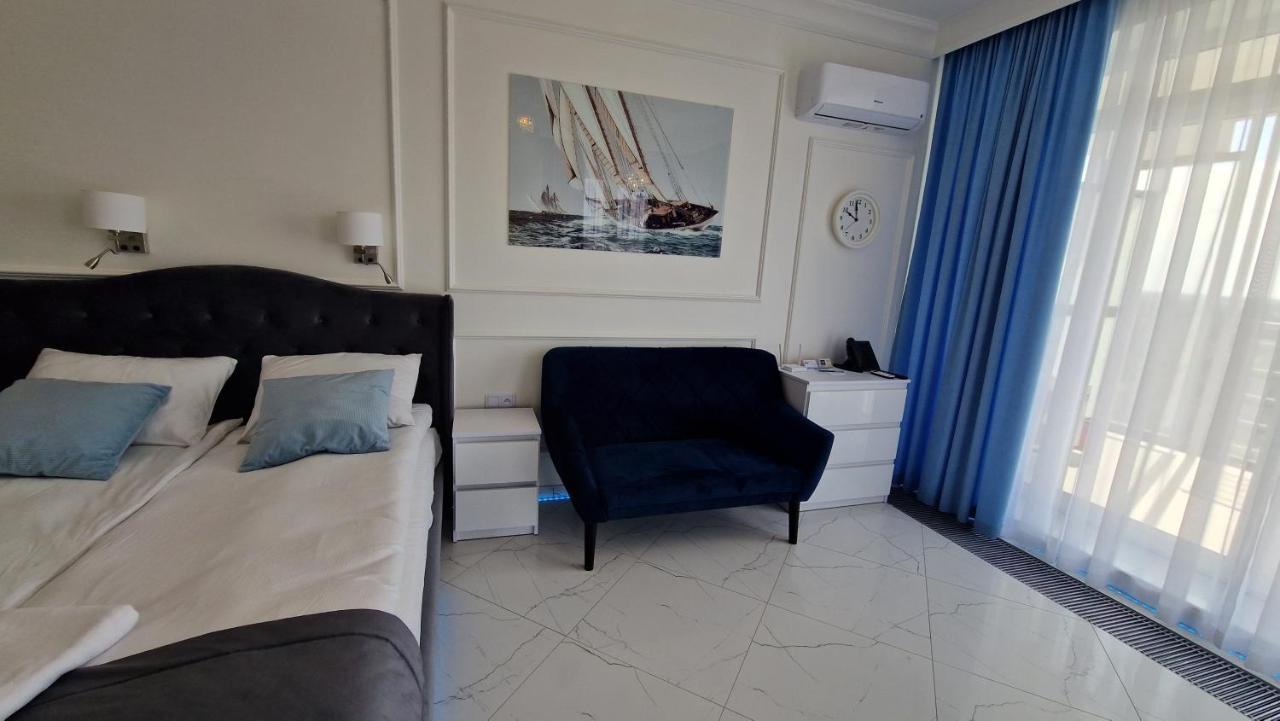 Astra Apartament Porta Mare Дзивновек Екстериор снимка