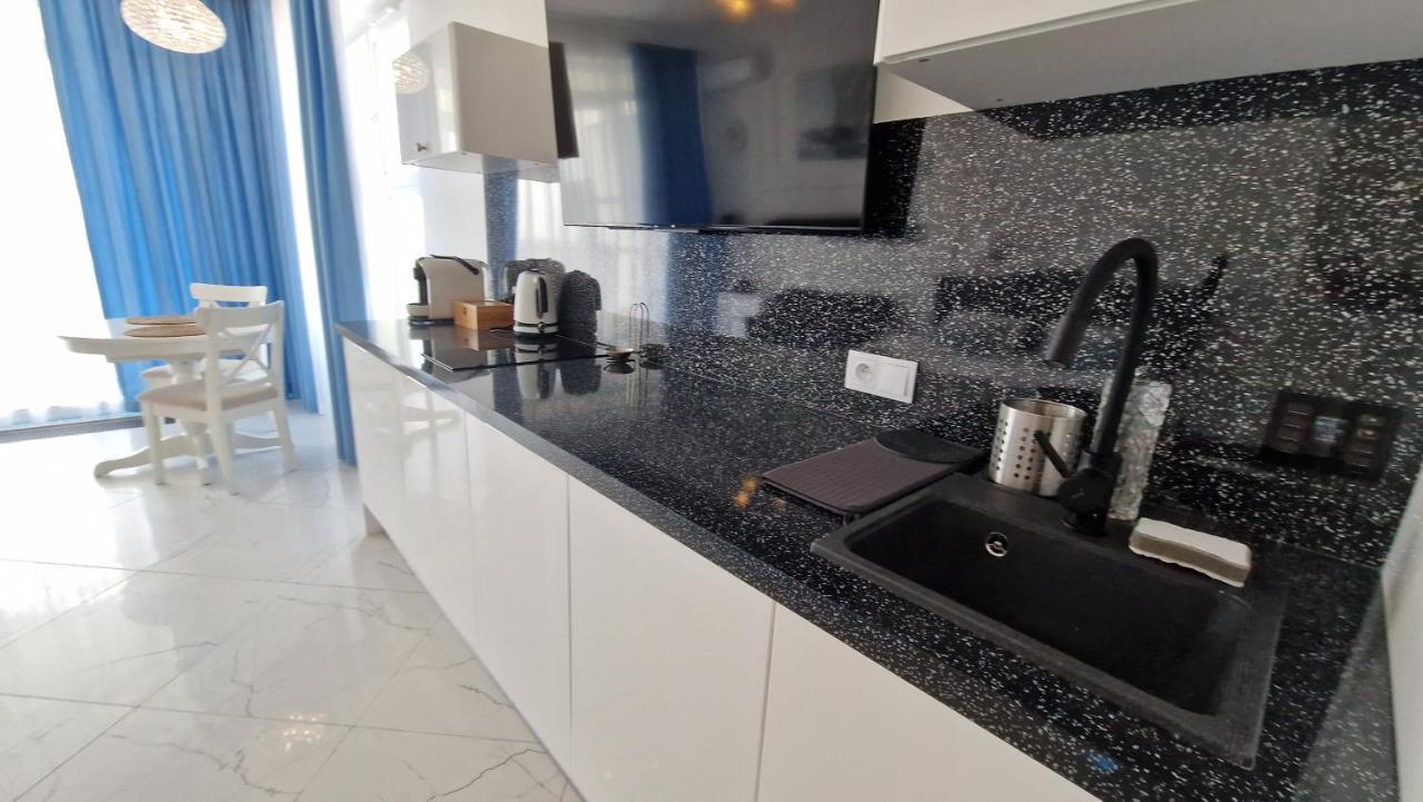 Astra Apartament Porta Mare Дзивновек Екстериор снимка