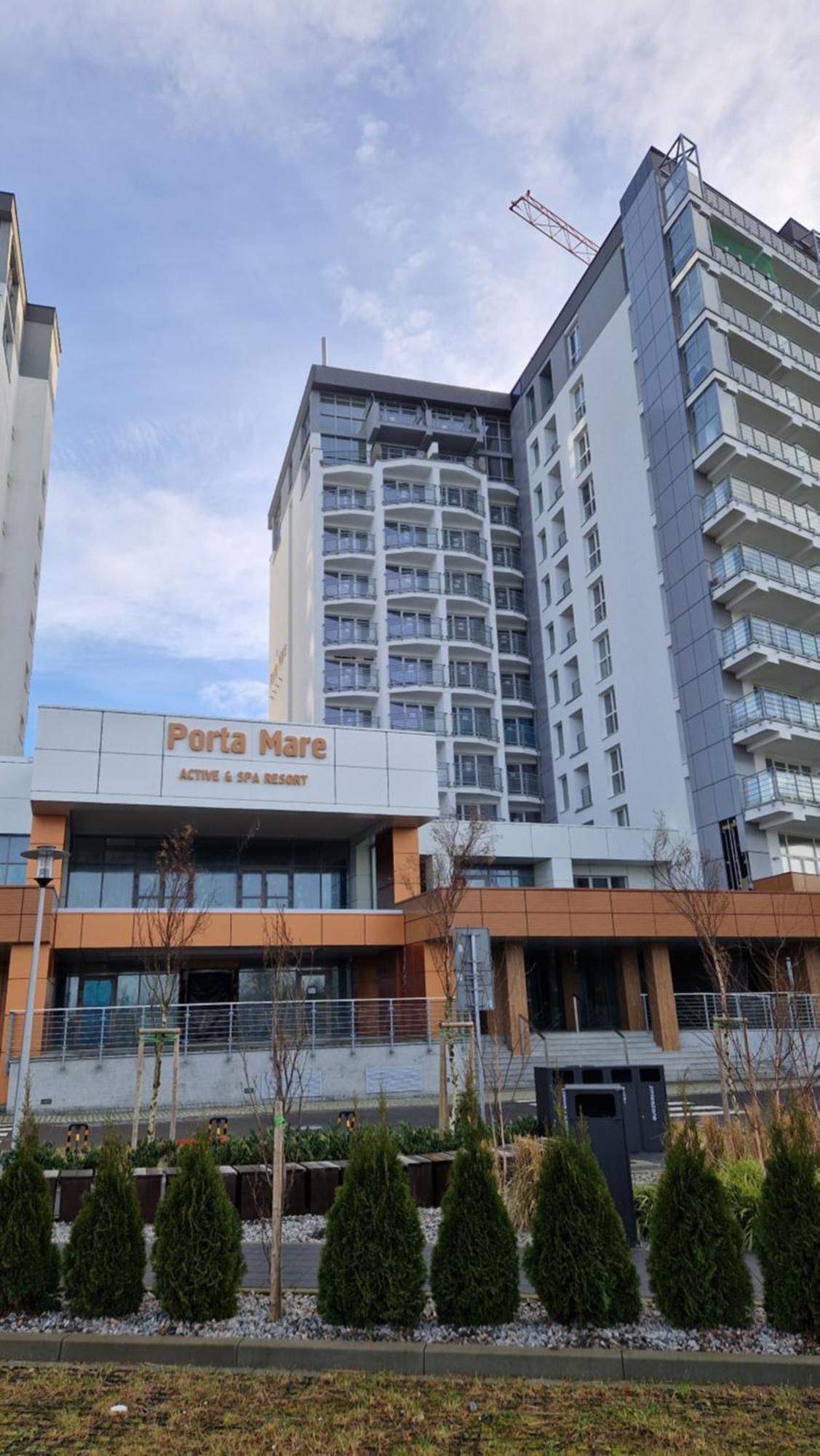Astra Apartament Porta Mare Дзивновек Екстериор снимка